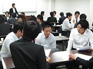 社内研修（年2回）
